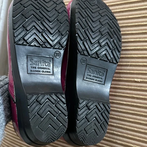 Sanita Pink Women's Clogs - Picture 6 of 6